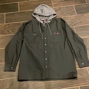 NWOT Wangler workwear shirt (xl 46-48)